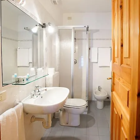 ホテル Belvedere 2*